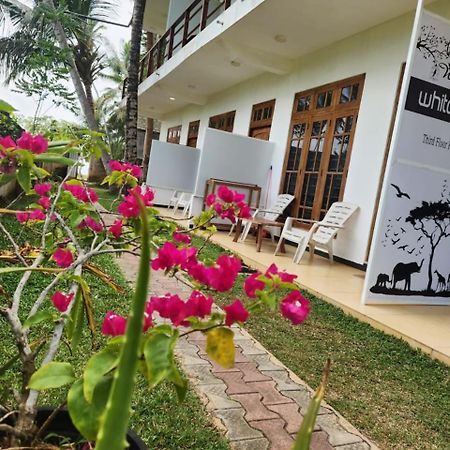 White Lion Paradise Dikwella Batigama Exterior photo