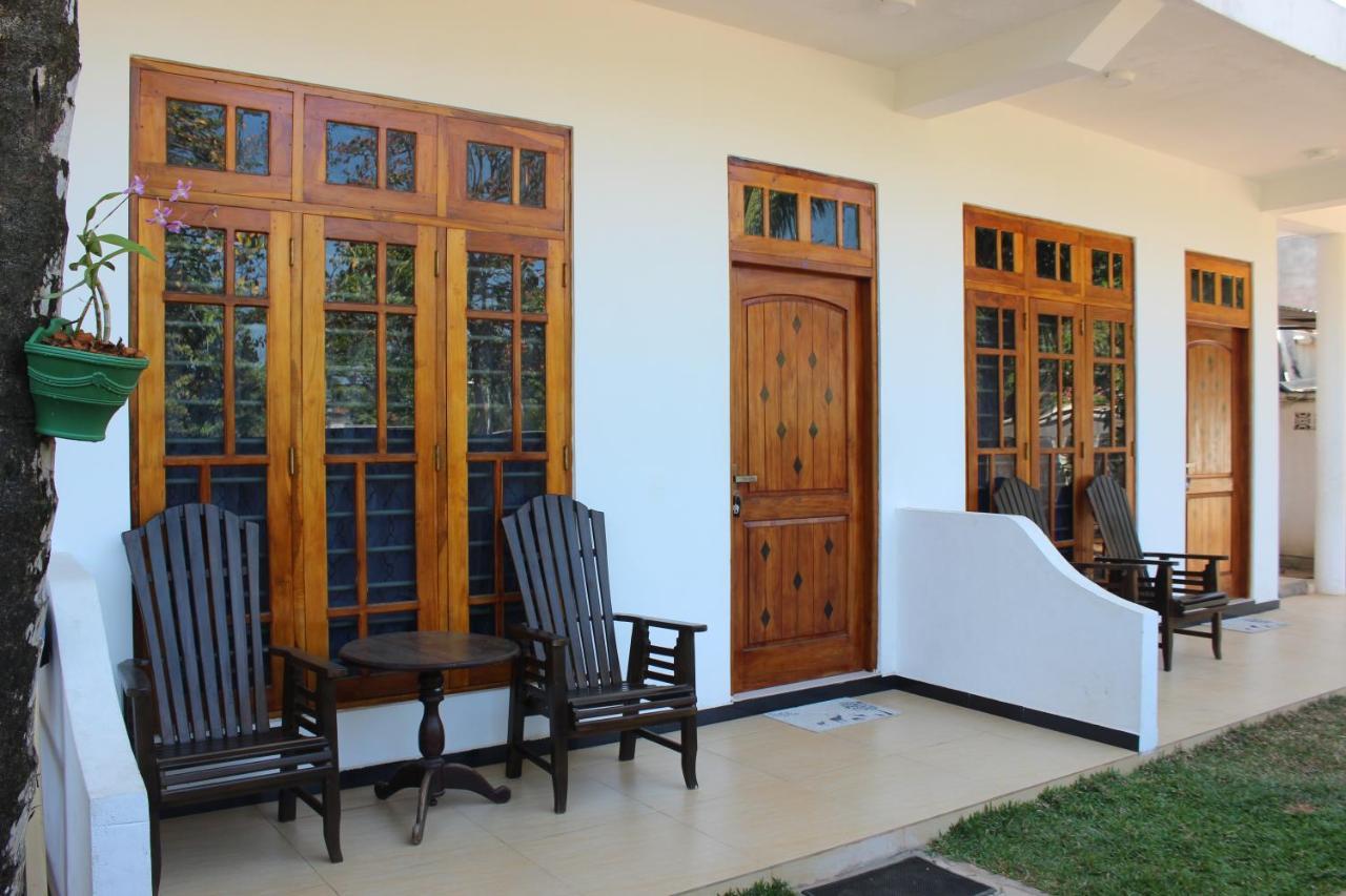 White Lion Paradise Dikwella Batigama Exterior photo